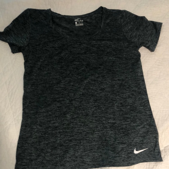 Nike Tops - Nike DriFit Tee